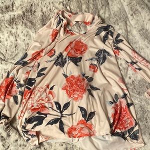 Long sleeve floral pattern
